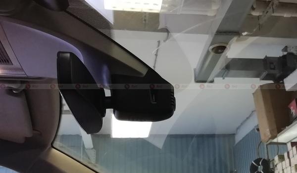 redpower_dvr-vag8_in_car_8