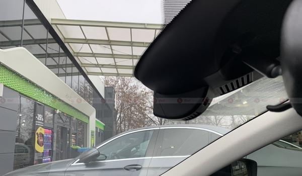 redpower_dvr-mz-n_in_car_1